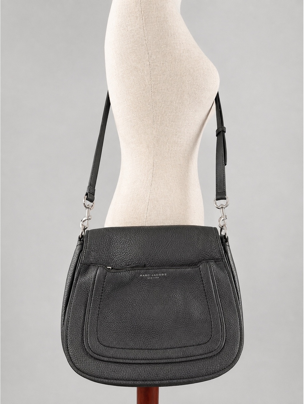 Marc Jacobs Gray Leather Crossbody Shoulder Messenger Bag